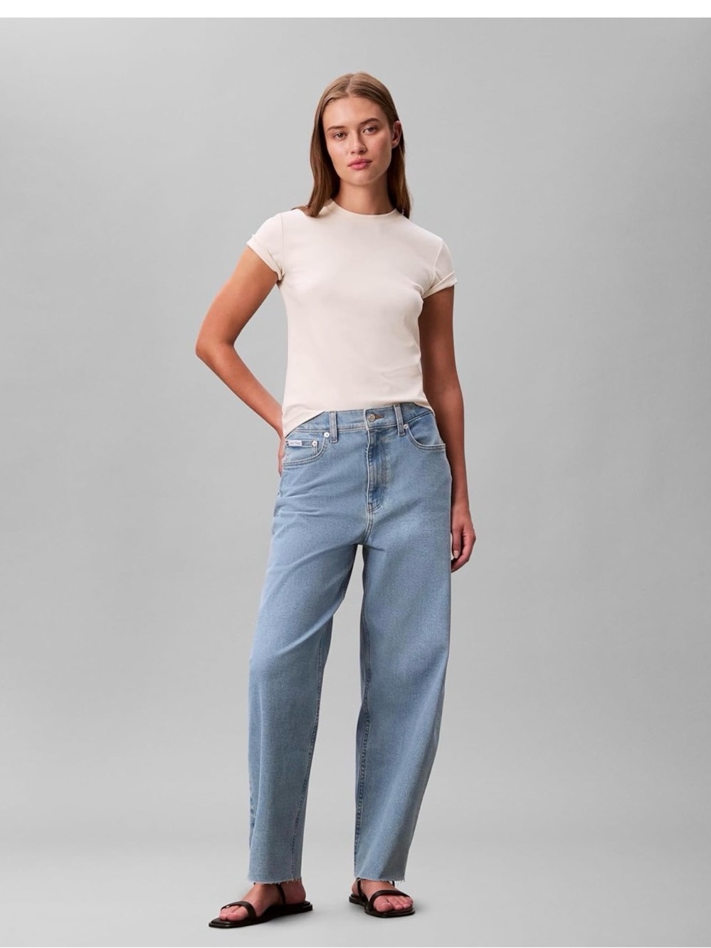 Calvin Klein Women's Barrel Fit Jeans